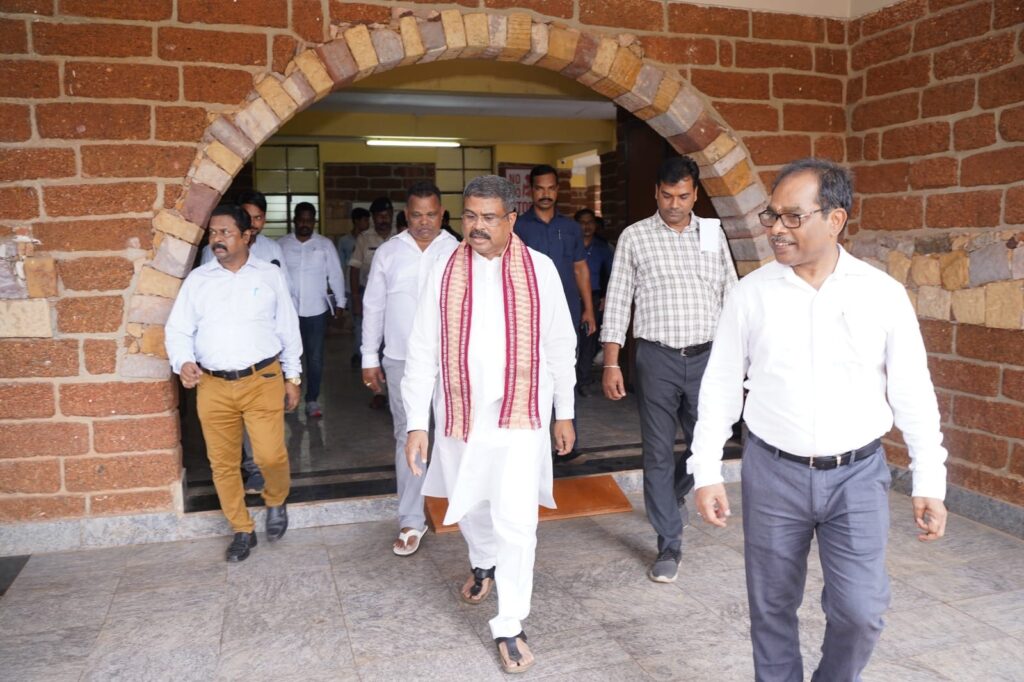 Odisha's Union Central Minister, Sri Dharmendra Pradhan visited the Institute of Health Sciences (IHS) and declared as Autonomous colleges in Bhubaneswar